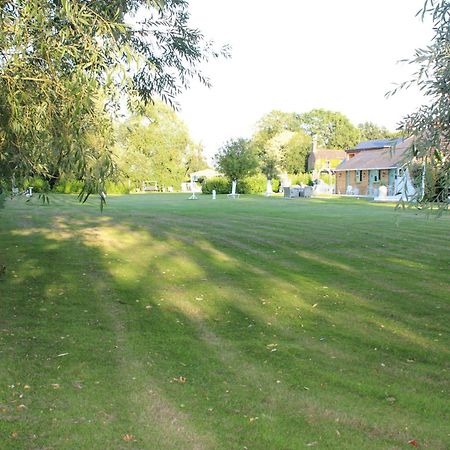 The Willowford Milton Keynes Zewnętrze zdjęcie